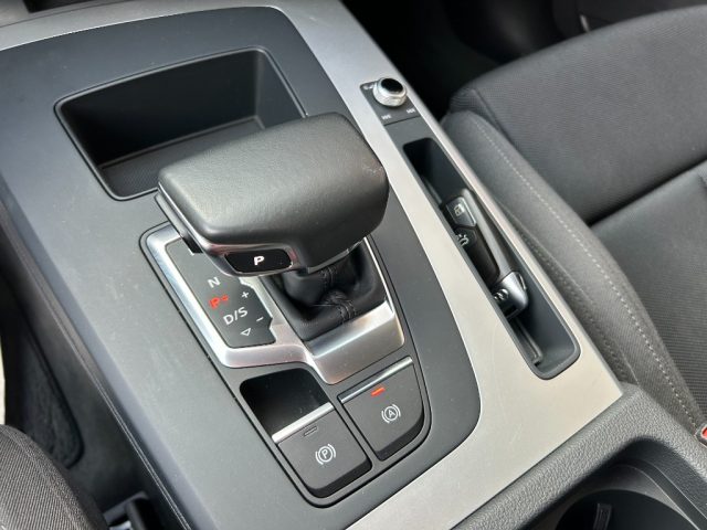 AUDI Q5 usata, con Park Distance Control