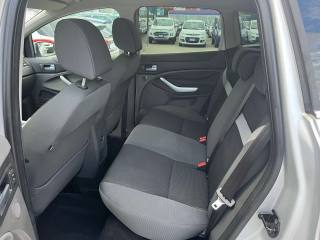 FORD Kuga usata, con Boardcomputer