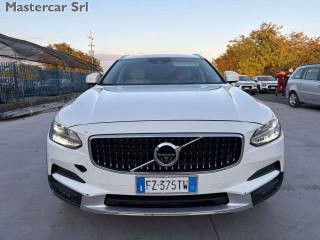 VOLVO V90 Cross Country usata, con Autoradio