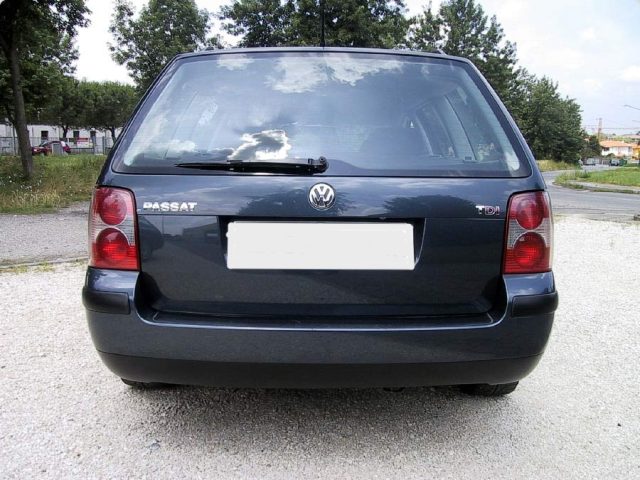 VOLKSWAGEN Passat usata, con Autoradio