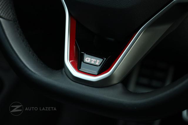 VOLKSWAGEN Golf GTI usata, con Sensori di parcheggio posteriori