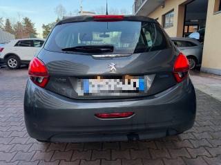 PEUGEOT 208 usata, con Alzacristalli elettrici