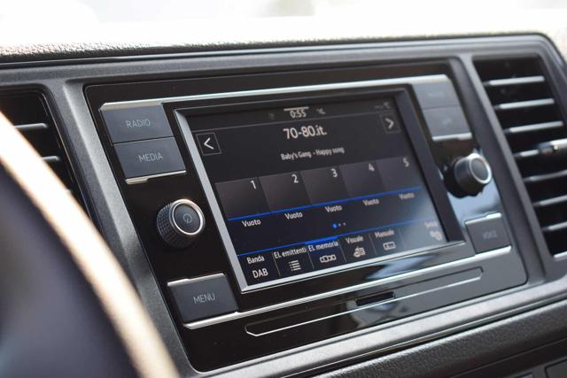 VOLKSWAGEN Crafter usata, con MP3