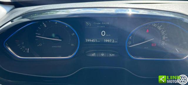 PEUGEOT 2008 usata, con Controllo automatico clima