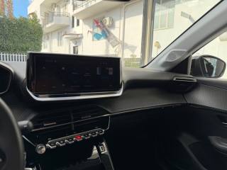 PEUGEOT 208 usata, con Specchietti laterali elettrici