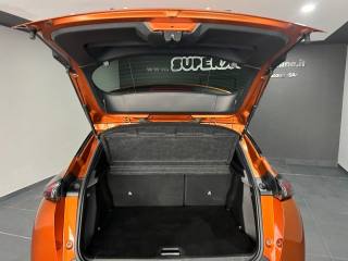 PEUGEOT 2008 usata, con Climatizzatore
