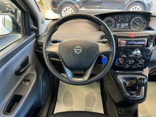 LANCIA Ypsilon usata, con Servosterzo