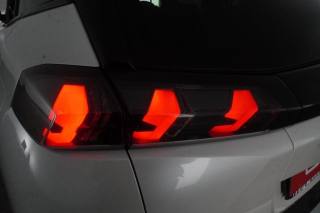 PEUGEOT 2008 usata 16