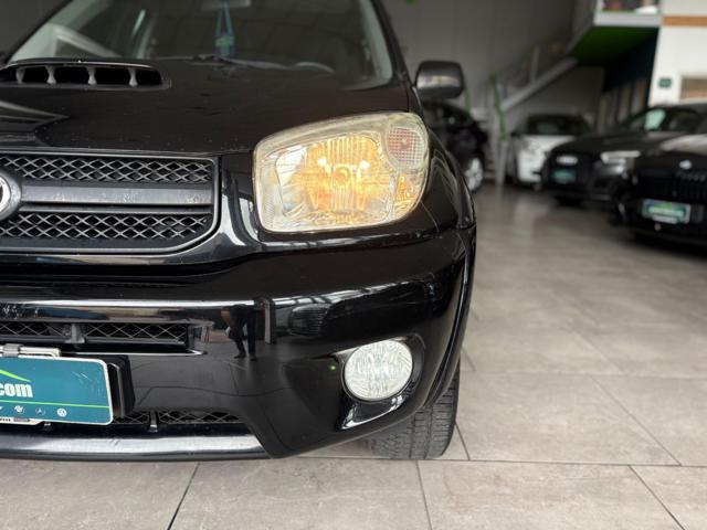 TOYOTA RAV 4 usata, con Cerchi in lega