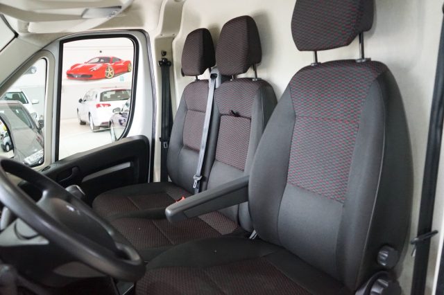 PEUGEOT Boxer usata, con Climatizzatore