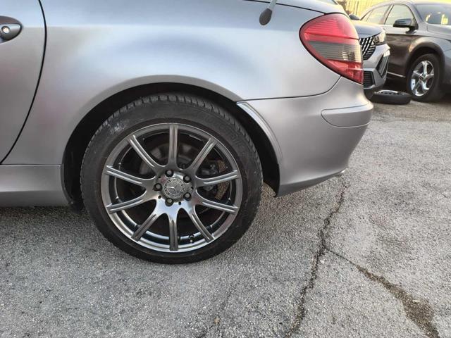 MERCEDES-BENZ SLK 200 usata, con Chiusura centralizzata