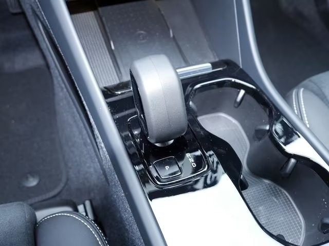 VOLVO XC40 usata, con Controllo automatico clima