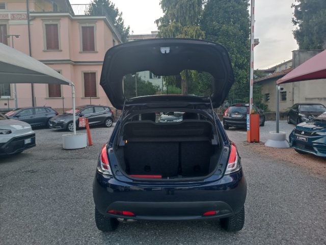 LANCIA Ypsilon usata, con Controllo trazione