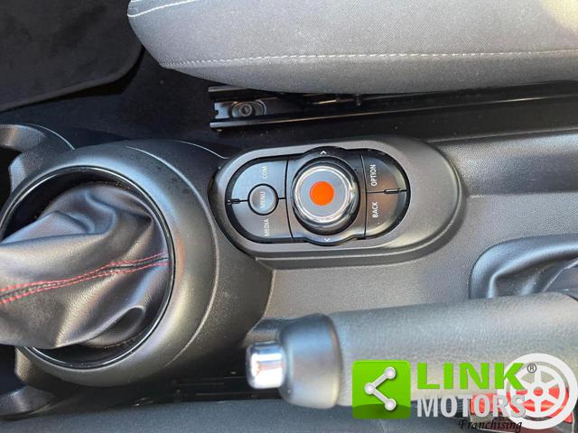 MINI Cooper S usata, con USB