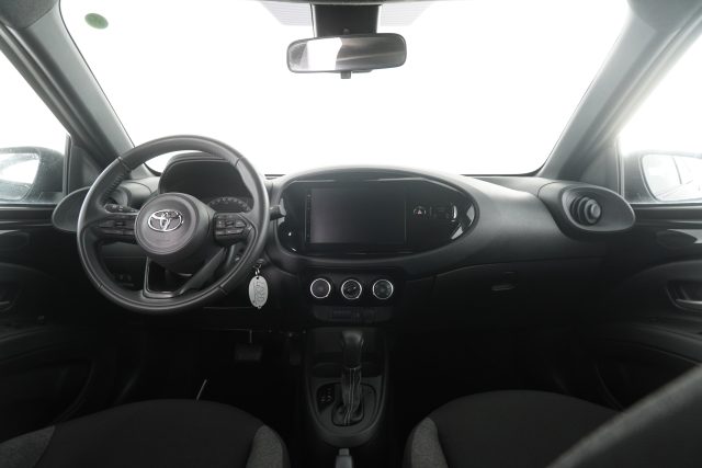 TOYOTA Aygo X usata 4