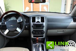 CHRYSLER 300C usata, con Autoradio
