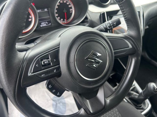 SUZUKI Swift usata, con Touch screen