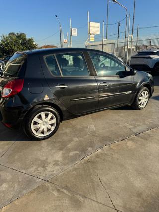 RENAULT Clio usata, con Chiusura centralizzata