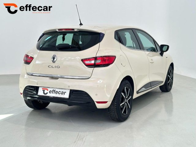 RENAULT Clio usata, con Alzacristalli elettrici