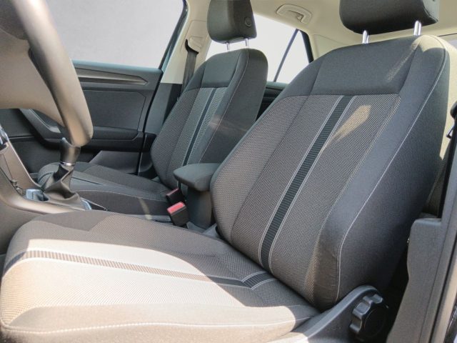 VOLKSWAGEN T-Roc usata, con Cerchi in lega