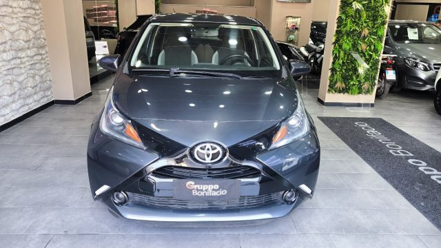 TOYOTA Aygo usata, con Airbag