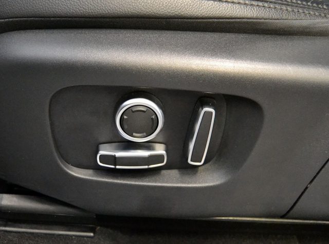 LAND ROVER Discovery Sport usata, con Autoradio