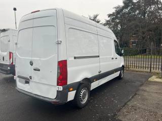 MERCEDES-BENZ Sprinter usata, con Bracciolo