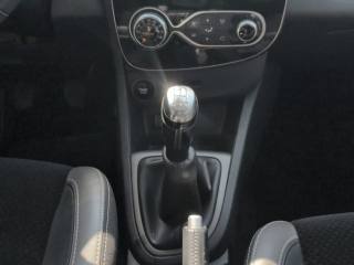 RENAULT Clio usata, con Touch screen