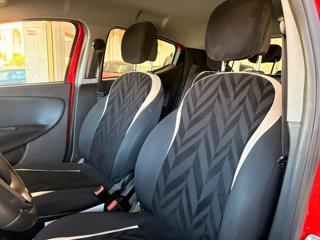 LANCIA Ypsilon usata, con MP3