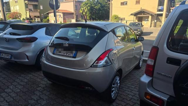 LANCIA Ypsilon usata, con Controllo trazione