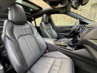 MASERATI Levante usata, con Touch screen
