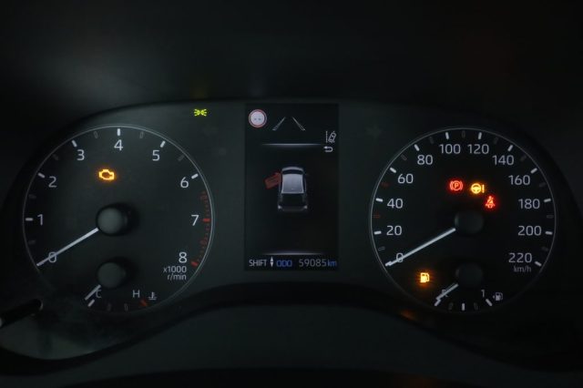 TOYOTA Yaris usata 6