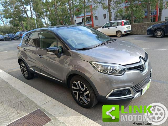 RENAULT Captur usata, con Sedile posteriore sdoppiato