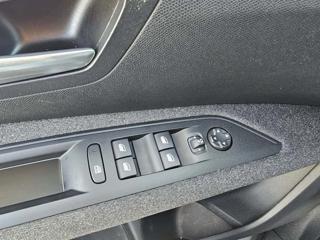 PEUGEOT 3008 usata, con Bluetooth