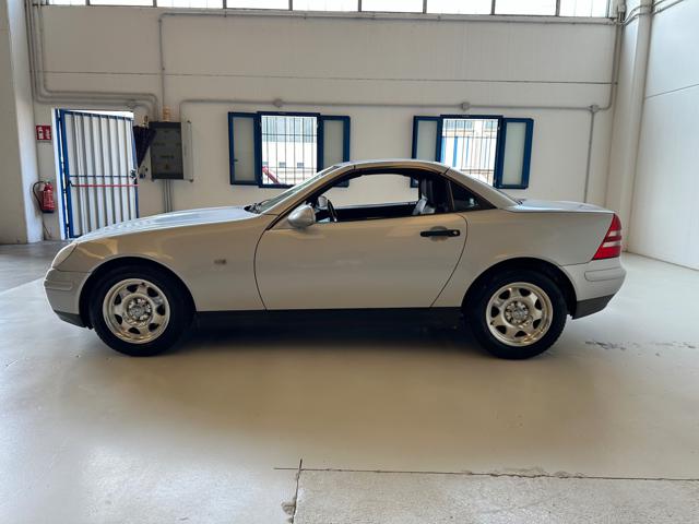 MERCEDES-BENZ SLK 200 usata, con Airbag