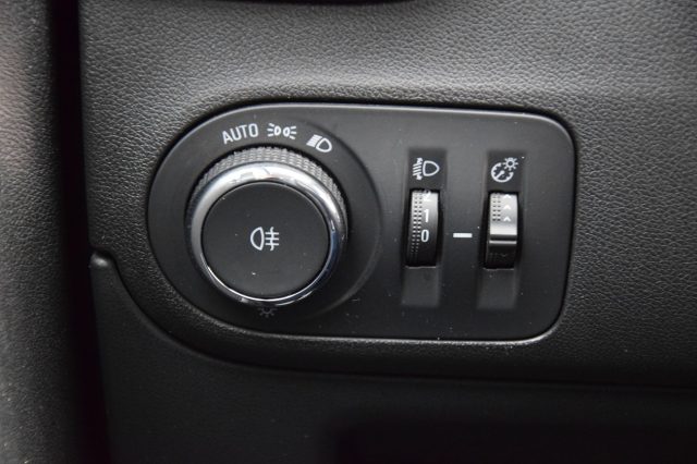 OPEL Crossland X usata, con Bluetooth