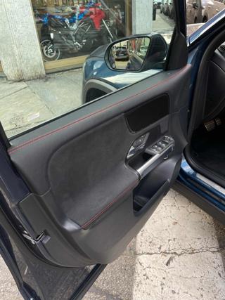 MERCEDES-BENZ GLB 200 usata, con Climatizzatore