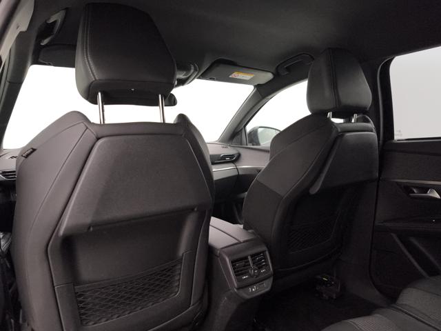 PEUGEOT 5008 usata, con Volante in pelle