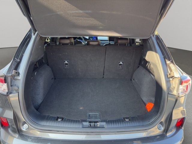 FORD Kuga usata, con Specchietti laterali elettrici