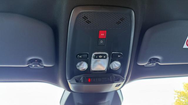 PEUGEOT 2008 usata, con Touch screen