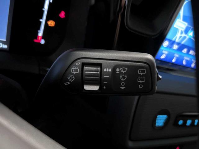 FORD Tourneo Courier usata, con Sedile posteriore sdoppiato