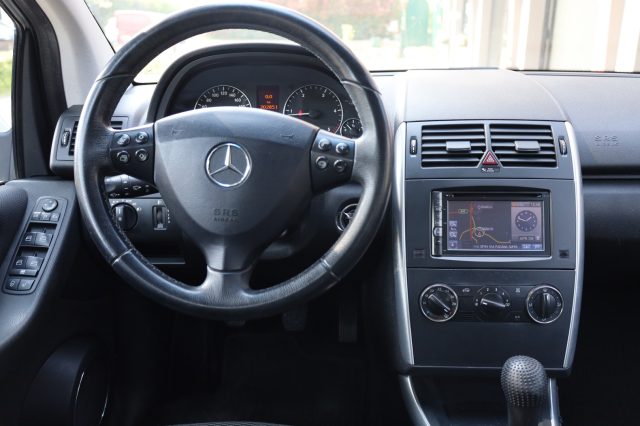 MERCEDES-BENZ A 180 usata 22