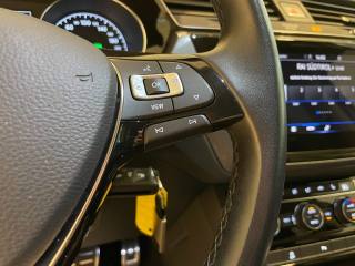 VOLKSWAGEN Touran usata, con Controllo trazione