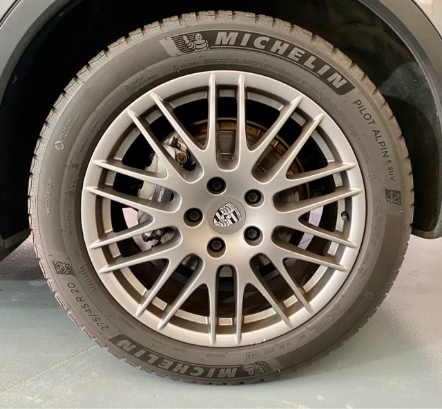 PORSCHE Cayenne usata, con Fari Xenon