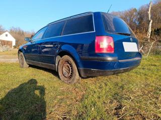 VOLKSWAGEN Passat usata, con Climatizzatore