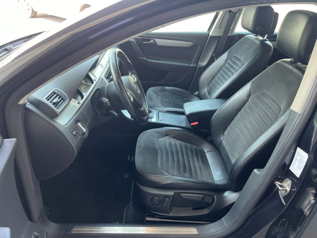 VOLKSWAGEN Passat usata, con Controllo trazione