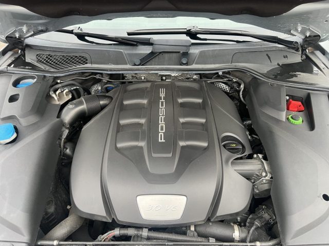 PORSCHE Cayenne usata 15