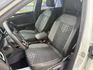 VOLKSWAGEN T-Roc usata, con Autoradio digitale