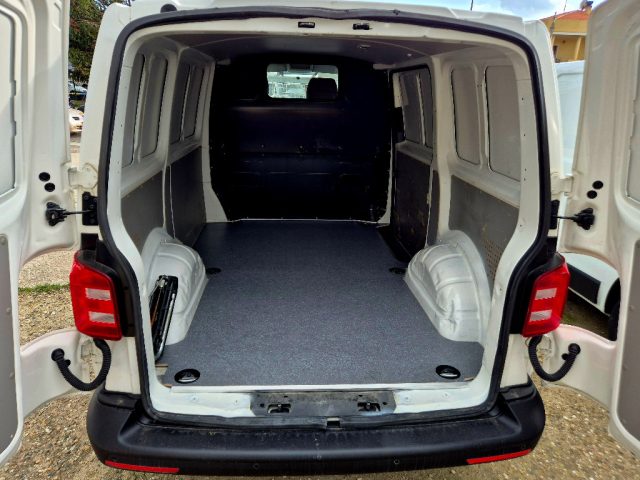 VOLKSWAGEN Transporter usata 25