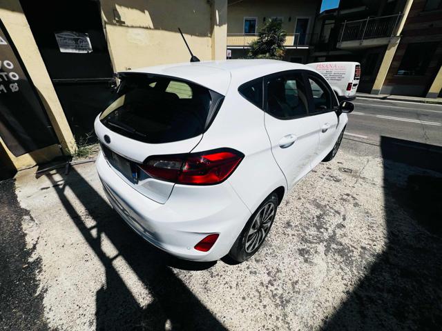 FORD Fiesta usata, con Autoradio